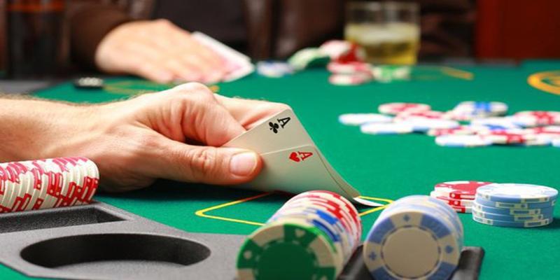 Luật chơi blackjack khi rút bài